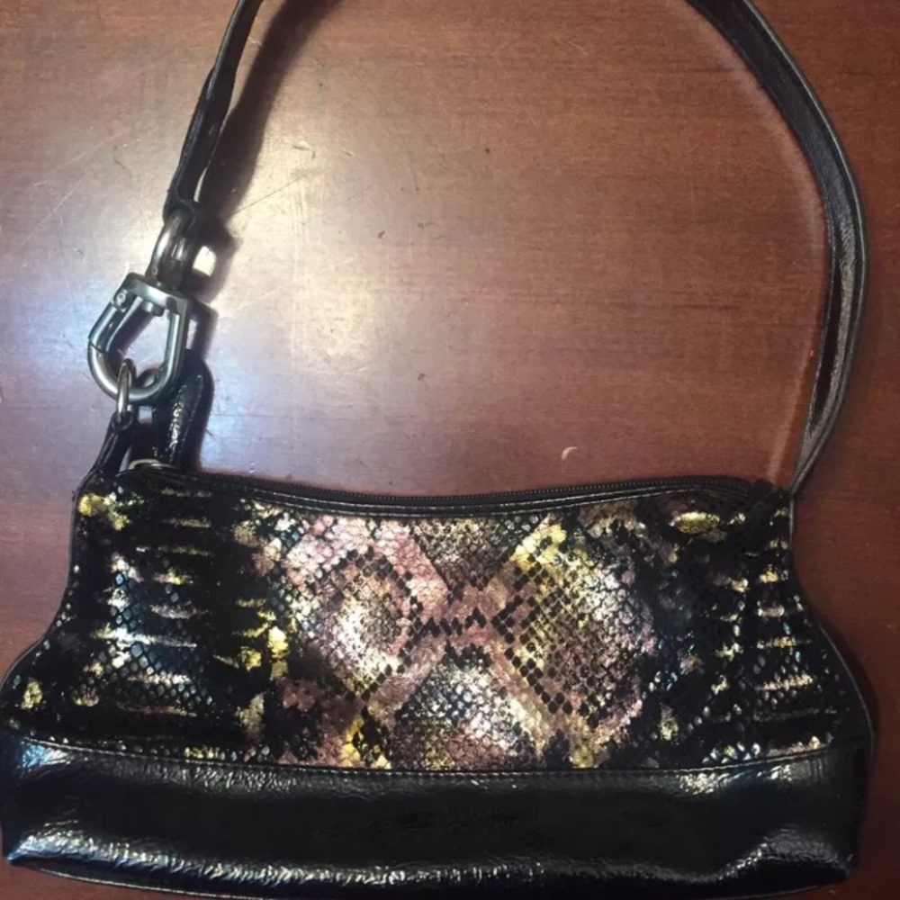 **Wilson Leather handbag**