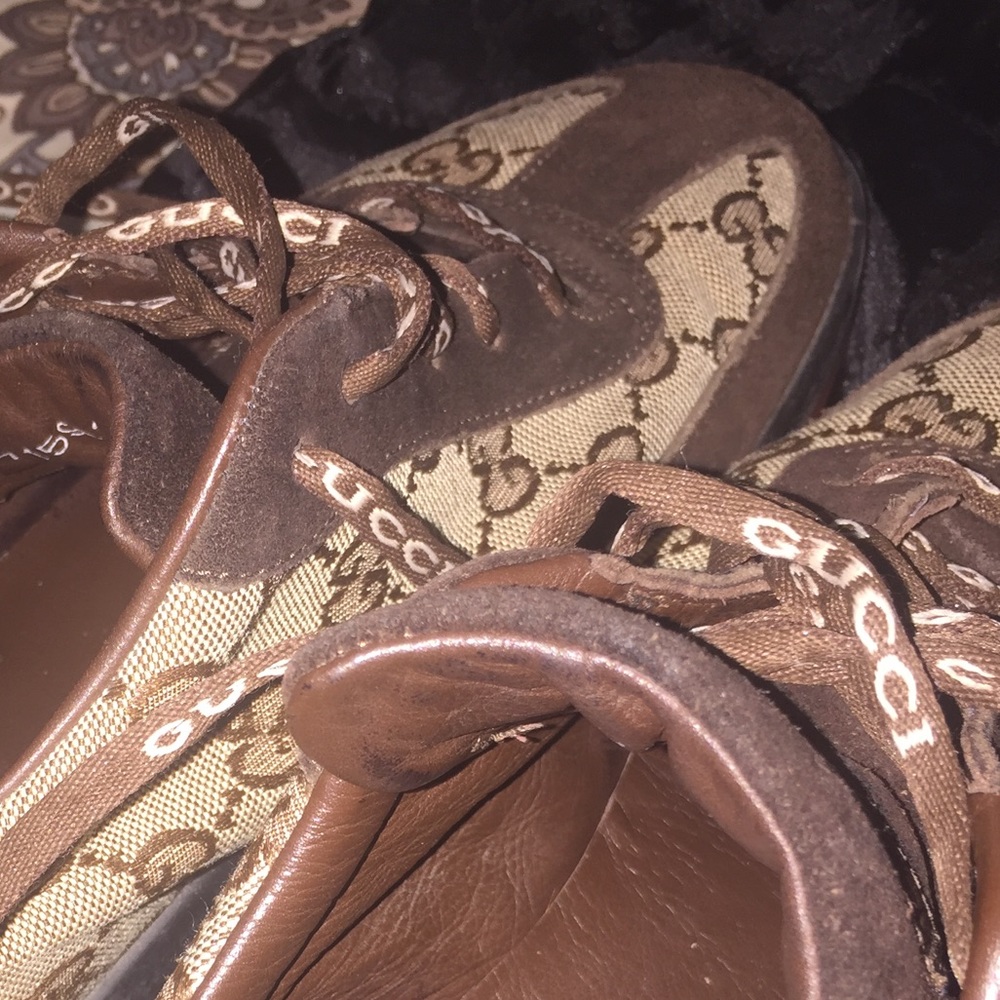 🚨SOLD🚨 💕Authentic Gucci Sneakers💕 - Picture 6 of 8