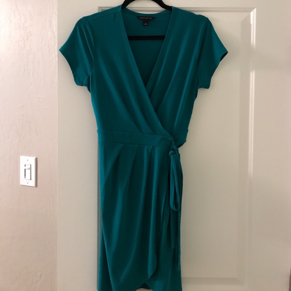 Beautiful teal wrap dress!