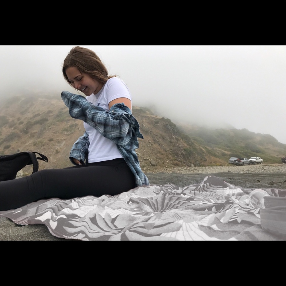 Meet your Posher, Chloe