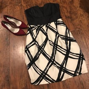 Gorgeous black and white strapless dress
