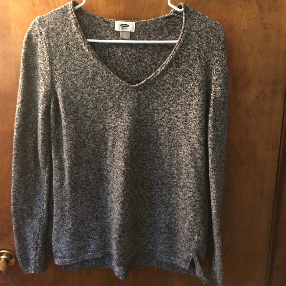 Old navy sweater