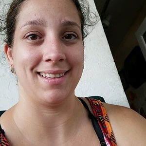 Meet your Posher, Cassandra