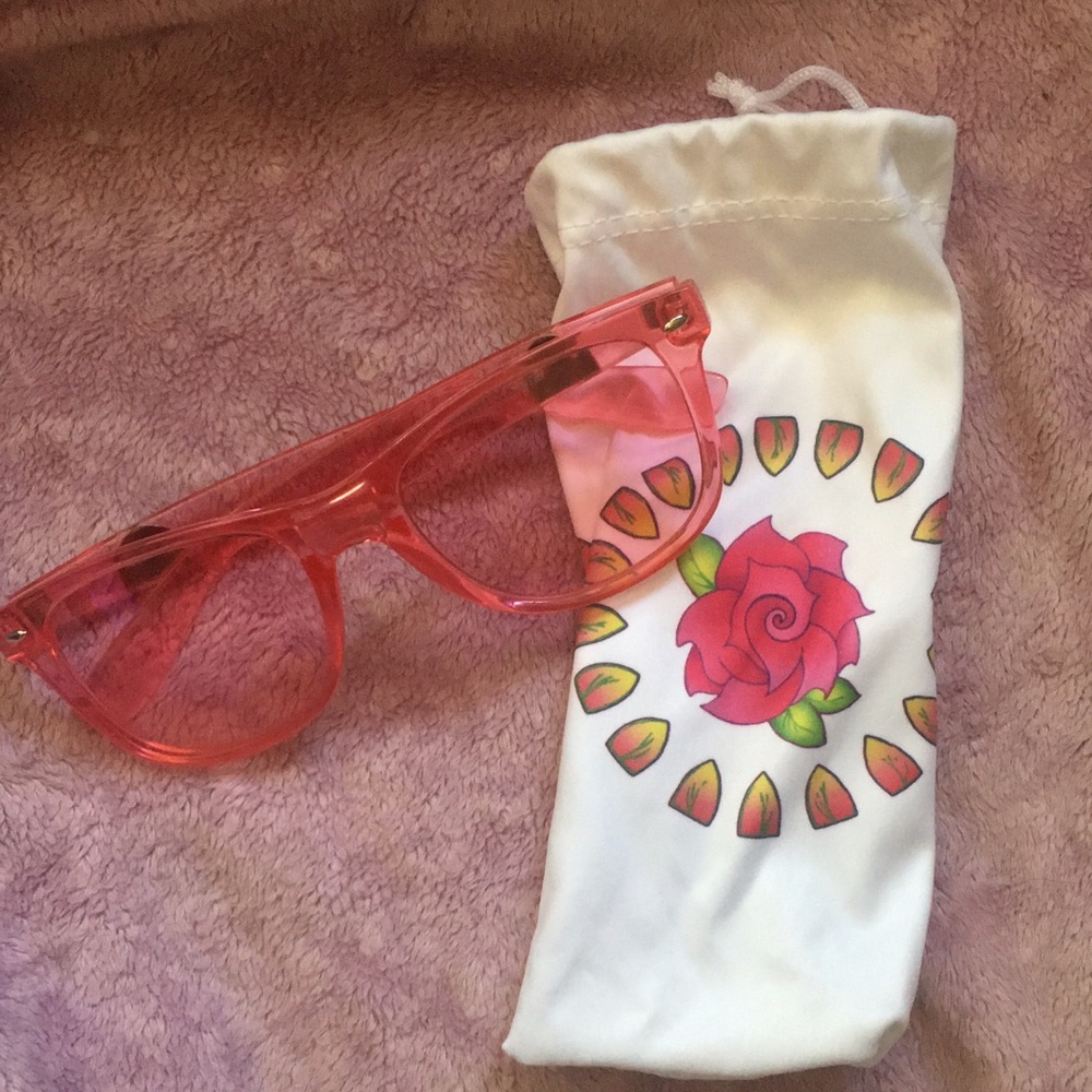 Rainbow Optx Rose Wayfarer sunglasses