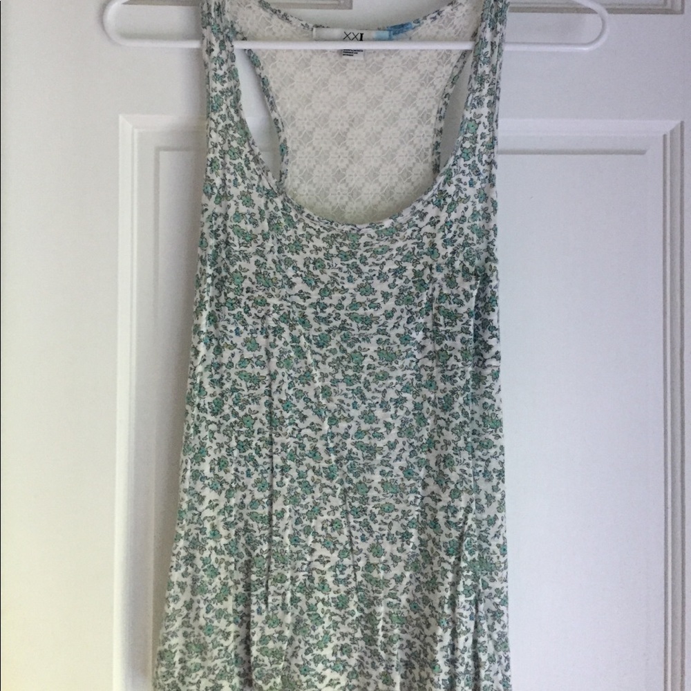 Forever 21 Floral & Lace Top