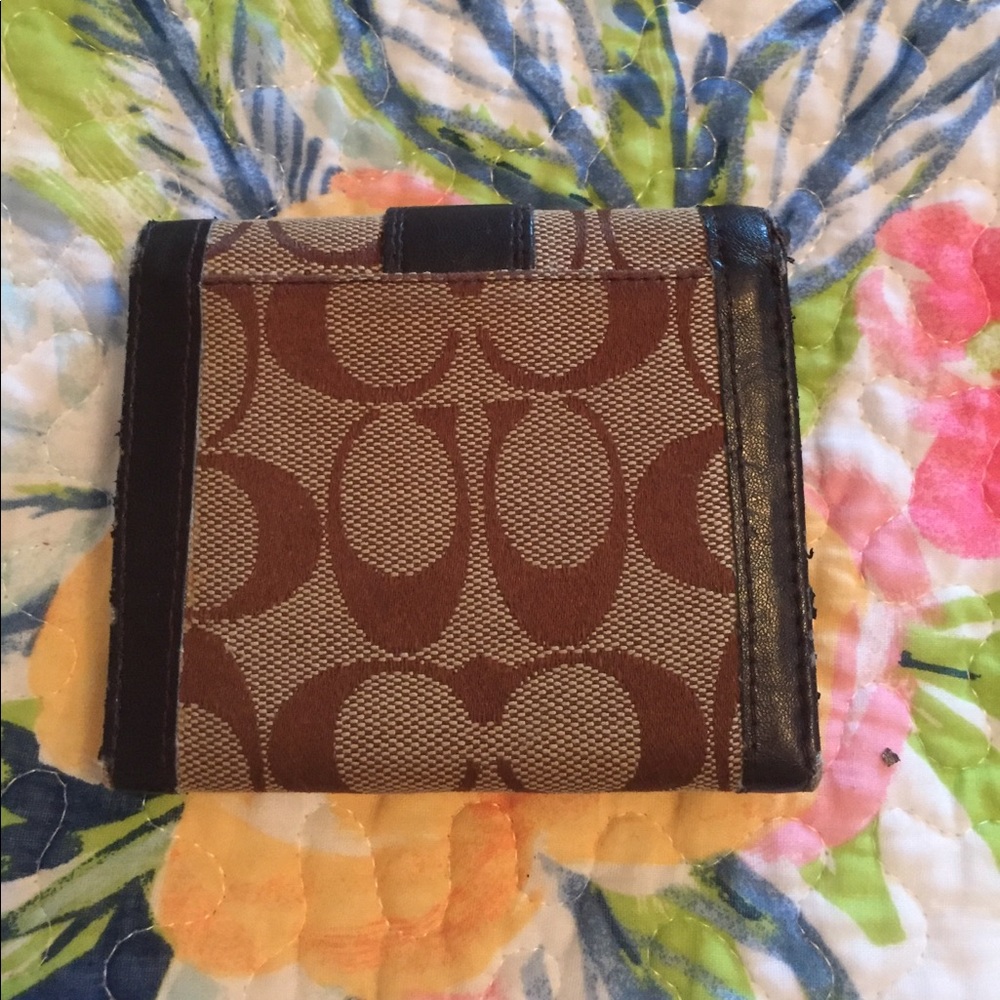 Coach Wallet - Picture 2 of 4