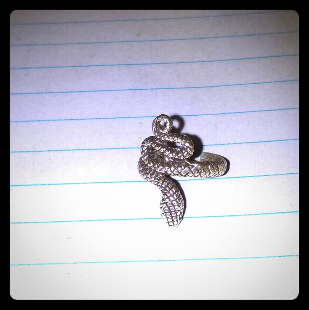 Sterling silver snake toe ring