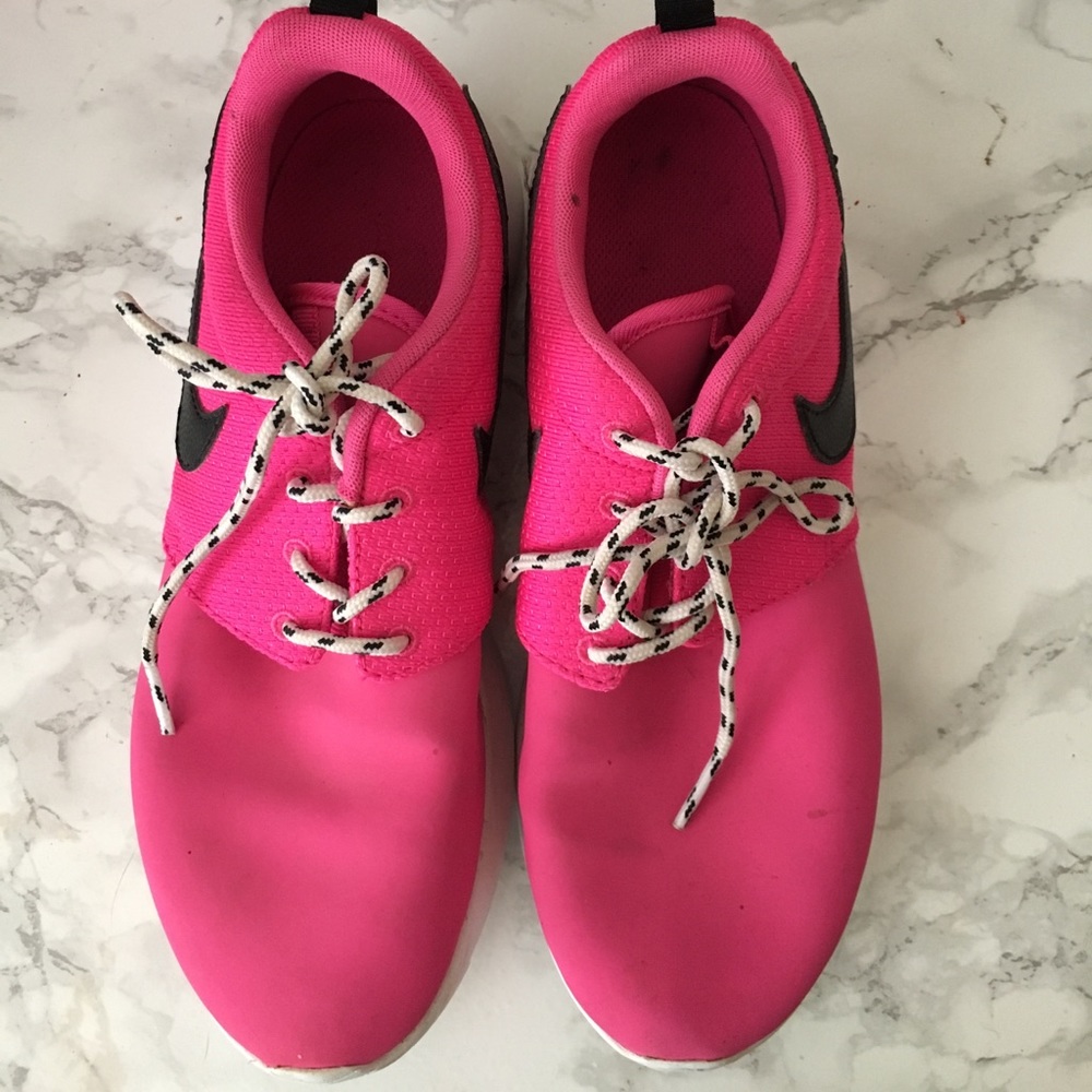 Hot Pink Nike Roshe Run