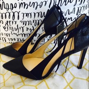 Zara Navy Blue Pointed Pump