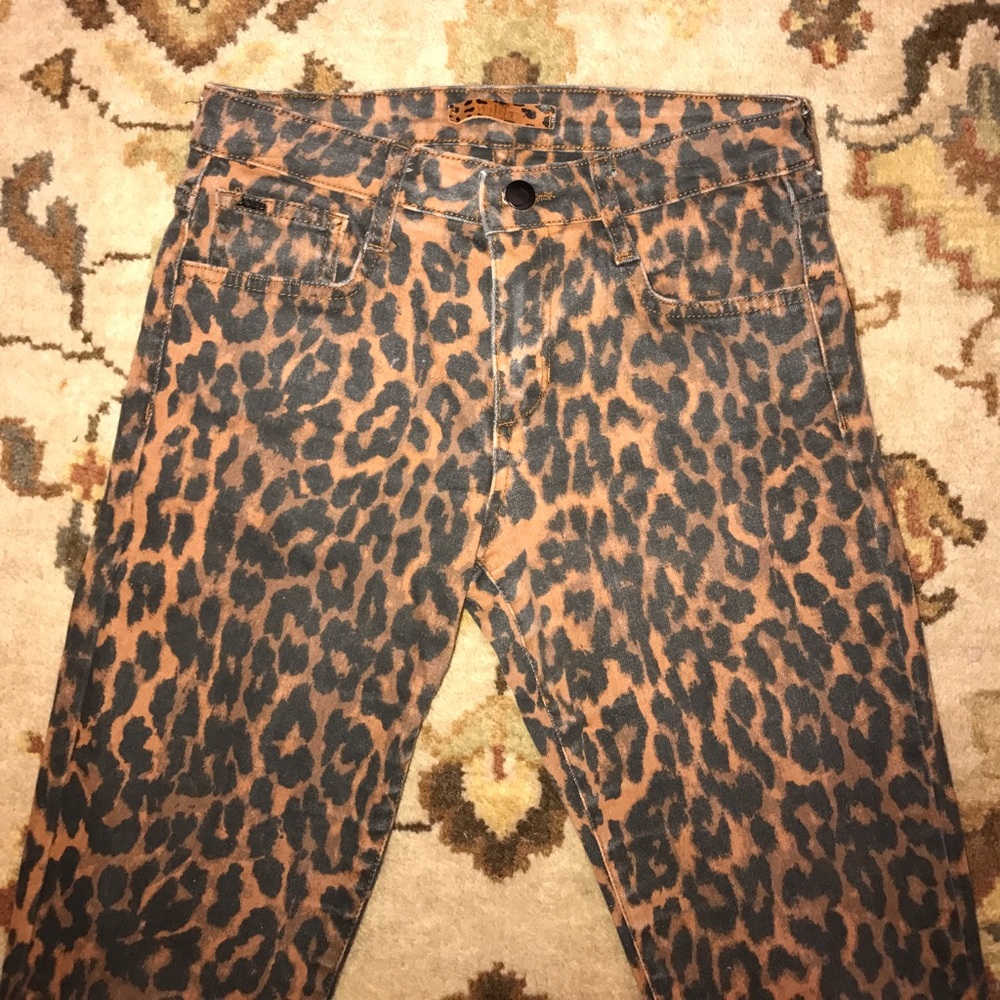 High waisted leopard print jeans