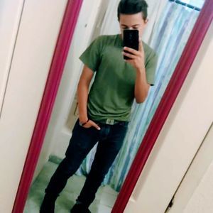 Meet your Posher, Charles