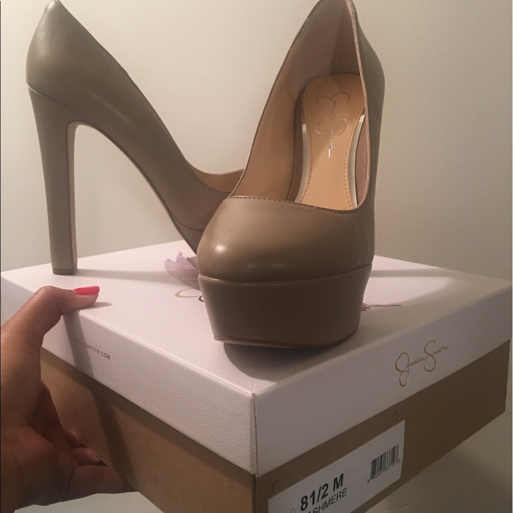 Jessica Simpson Ansley Pump