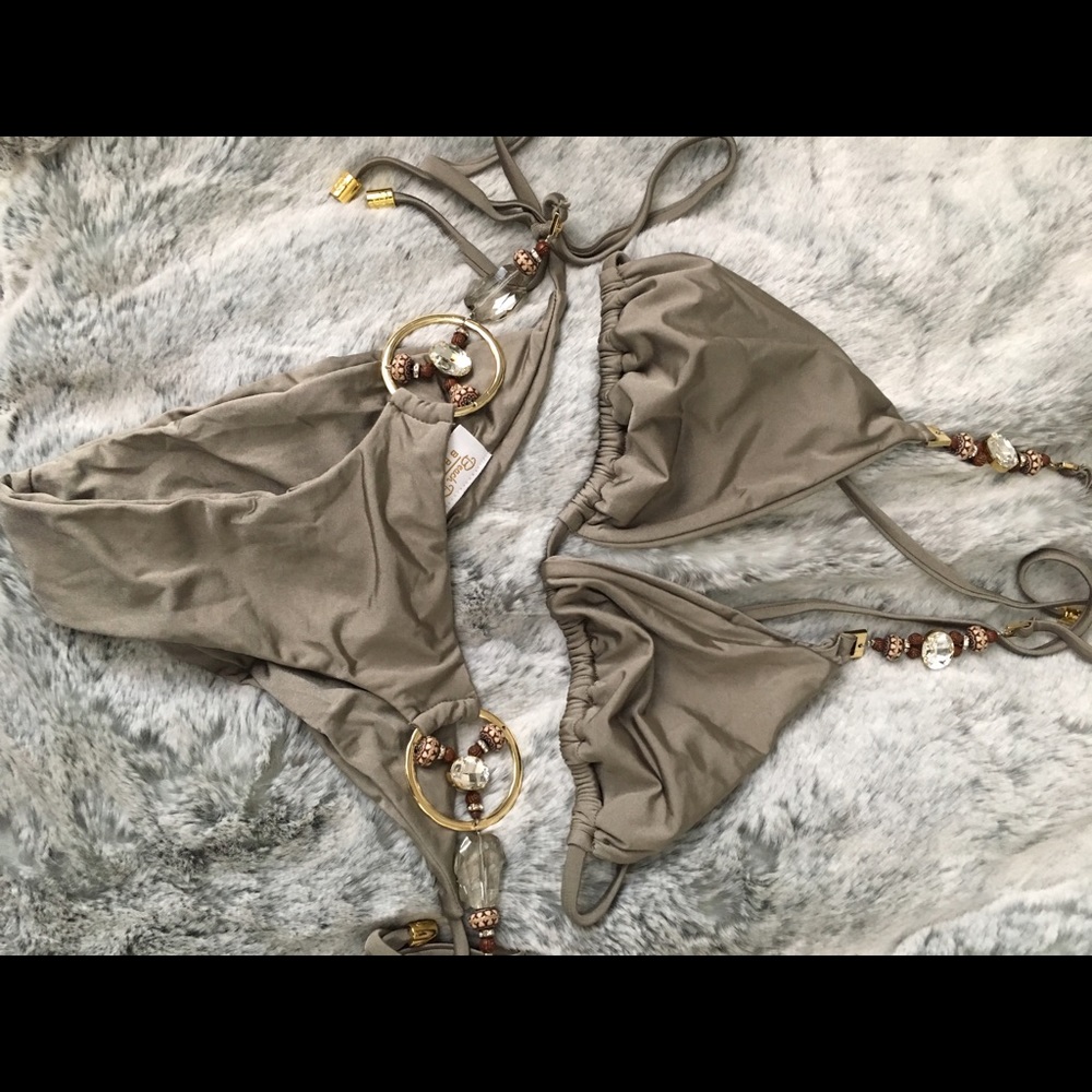 Authentic beach bunny bronze bikini