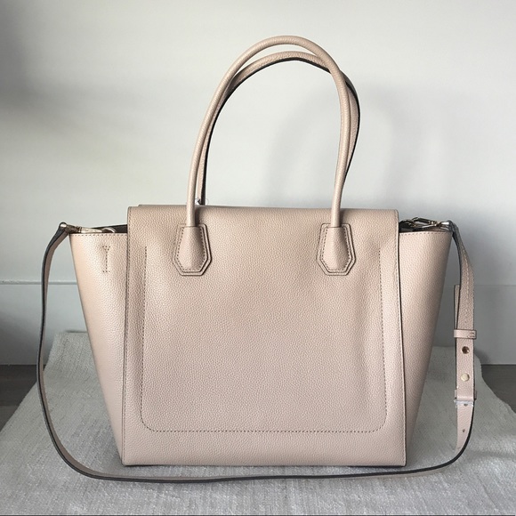 Michael Kors Mercer Classic Bag in Oyster - Picture 2 of 5