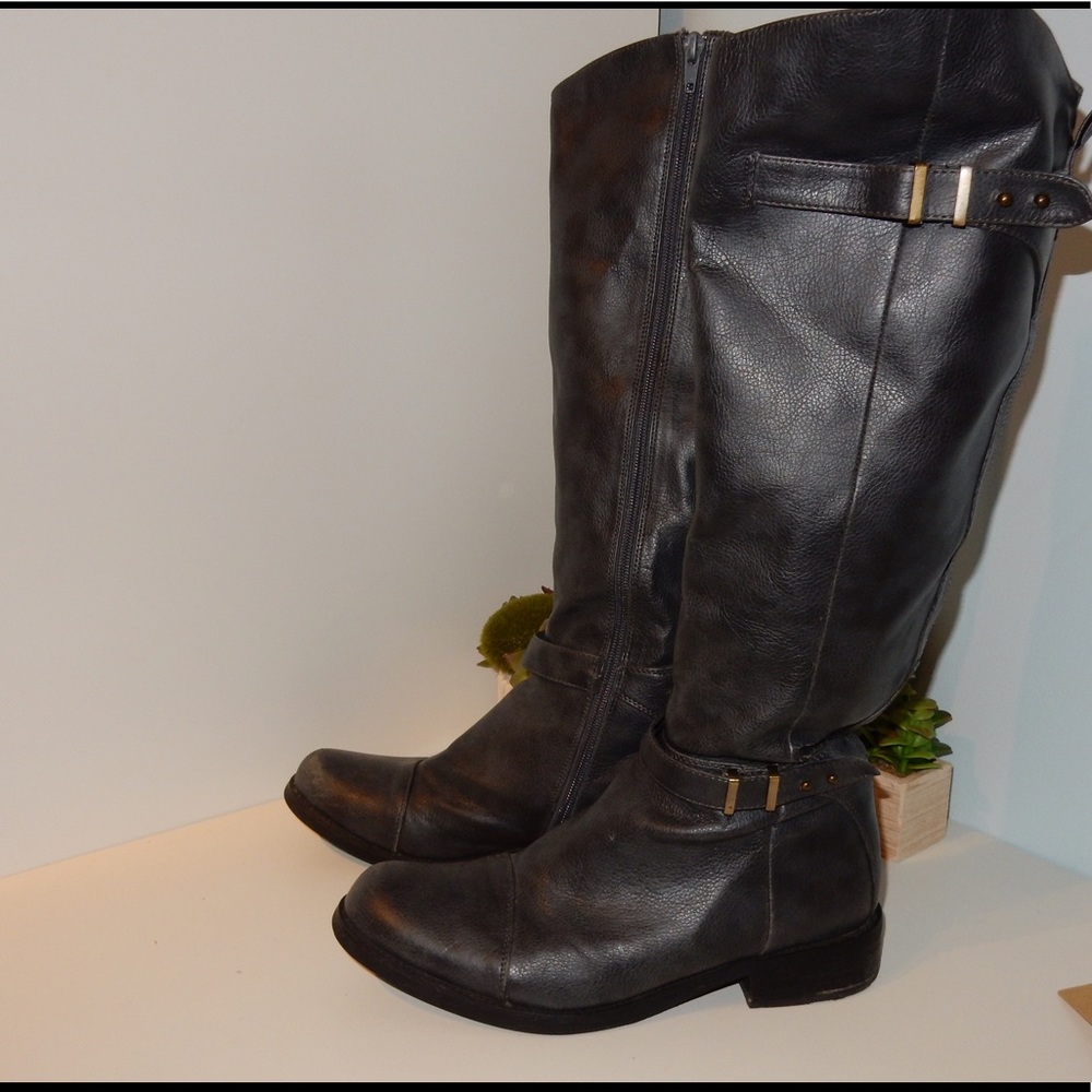 M^2 by Miz Mooz tall grey boot!!