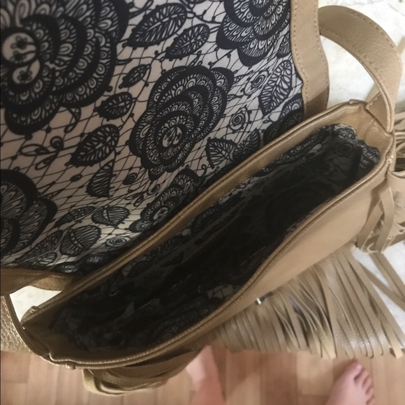 Fringe purse - Picture 1 of 2