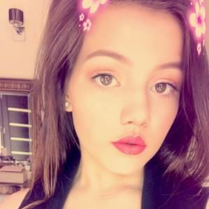 Meet your Posher, Maya