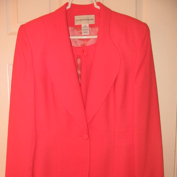 Evan Picone Other - Two piece suit NWOT - PRICE DROP