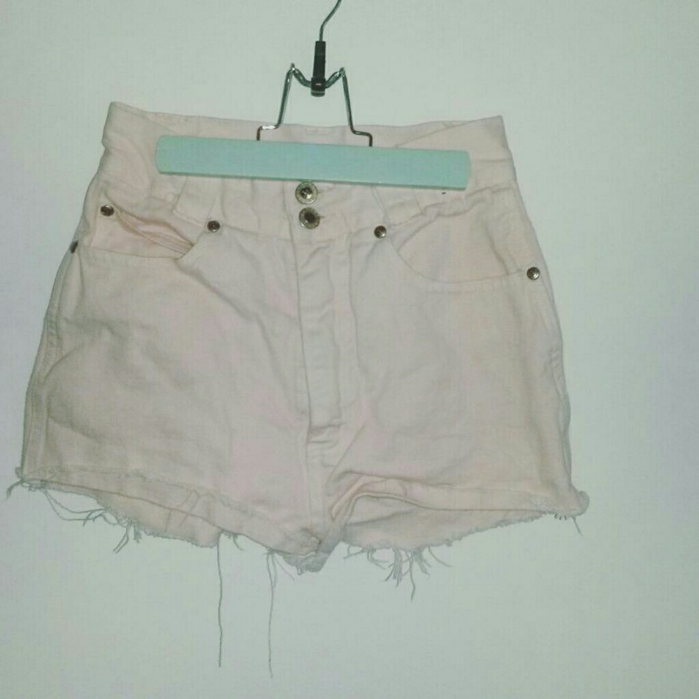 🌹 Pastel pink cutoffs 🌹