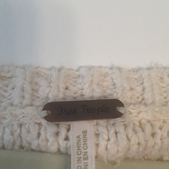 Free People Cream Sweater - Picture 4 of 4