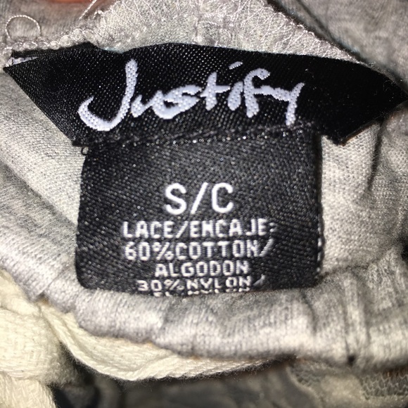 Lace shorts - Picture 3 of 3