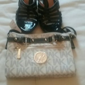 NWOT Softt Wedges  Size 8.5
