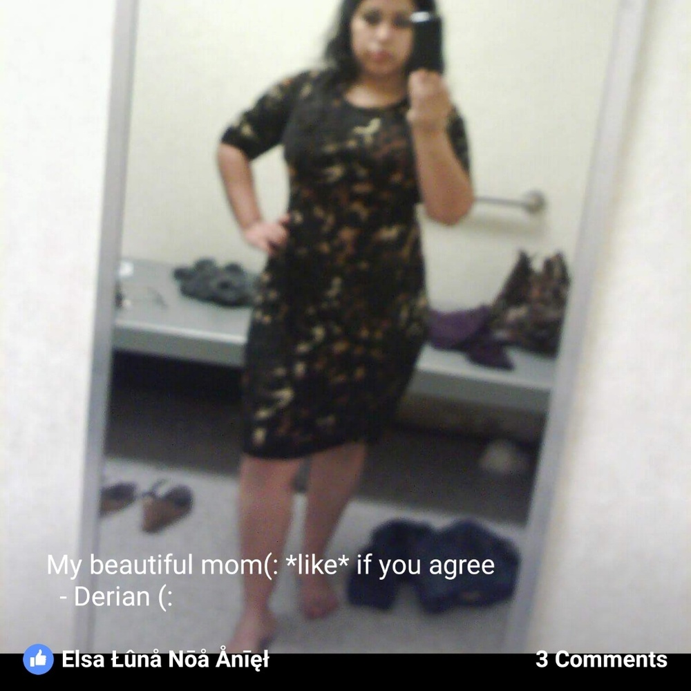 Dress - Picture 2 of 3