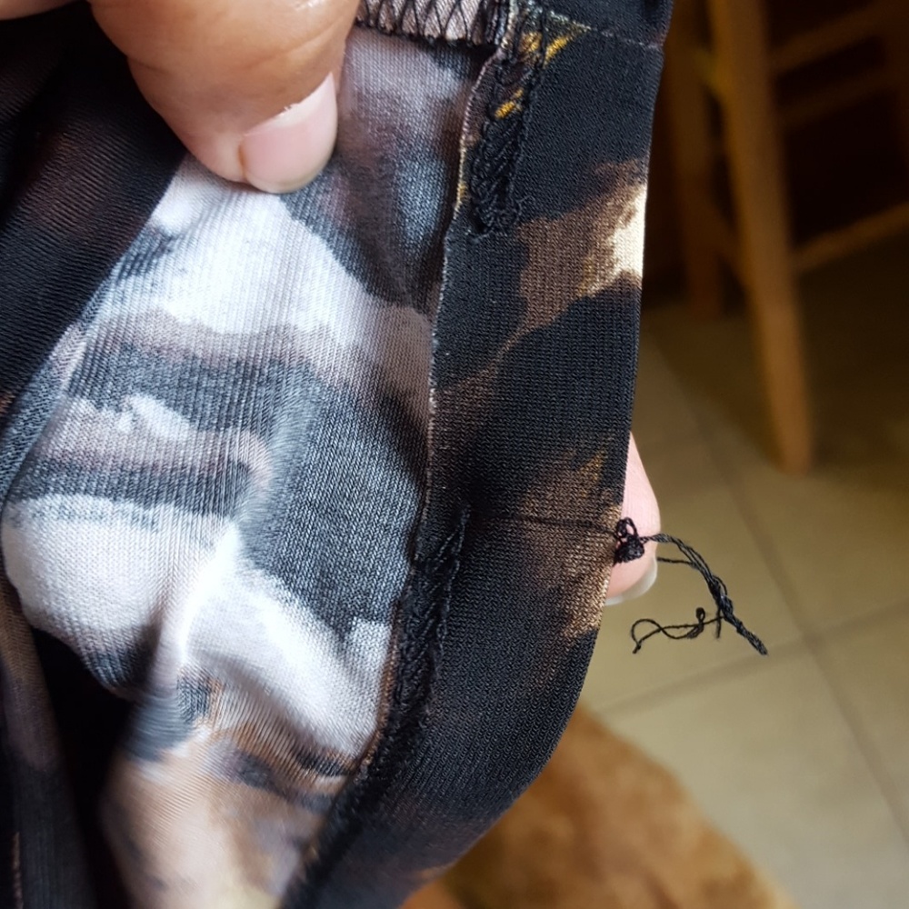 Dress - Picture 3 of 3