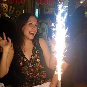 Meet your Posher, Lauren