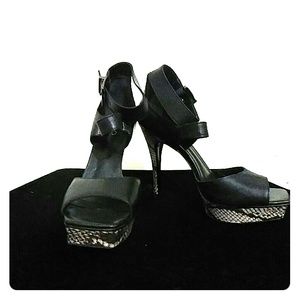 Aldo snakeskin platform heels