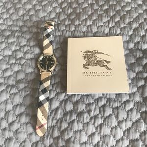 Burberry Classic Nova Check Strap Watch