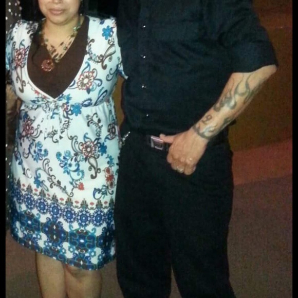 Dress - Picture 2 of 2