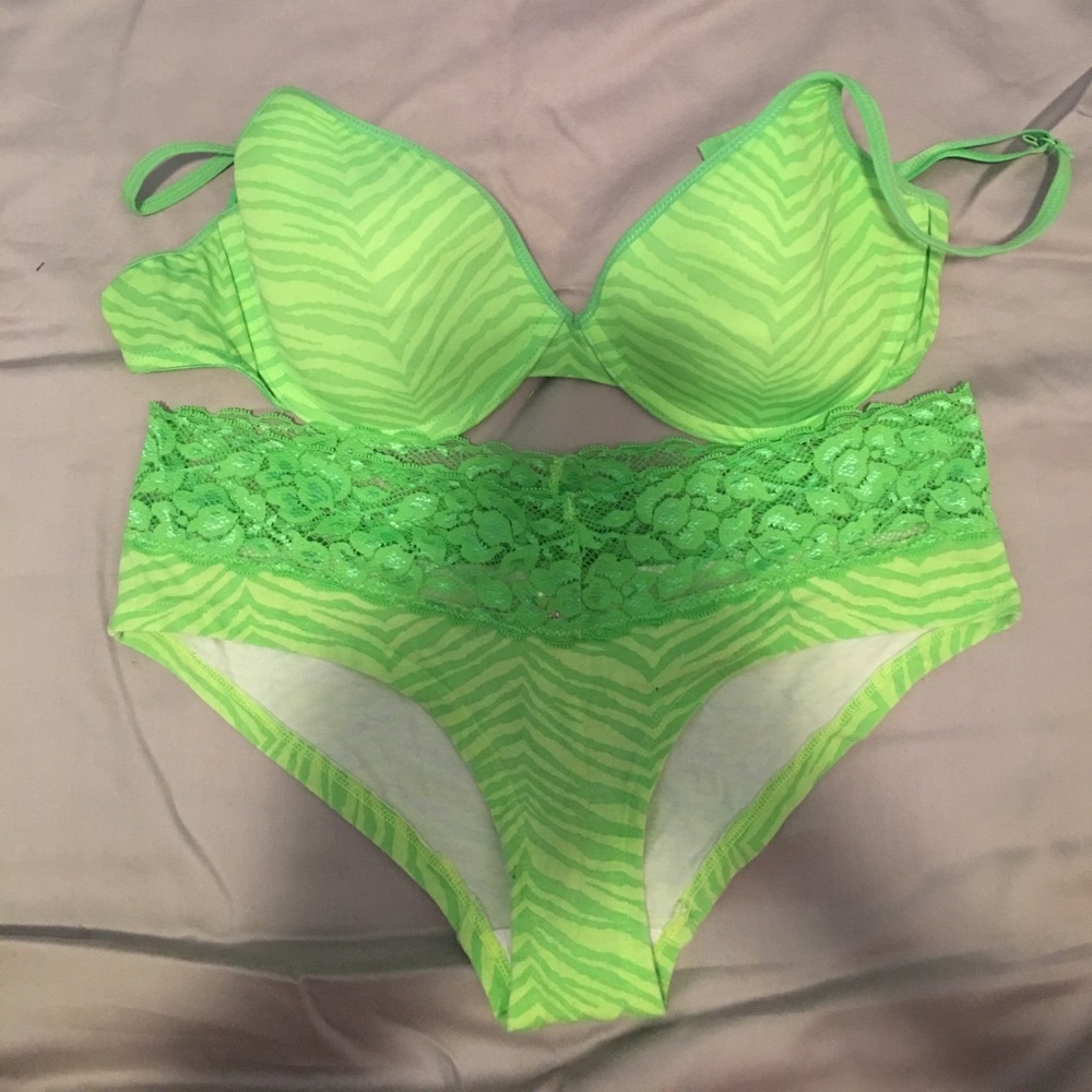 NWOT bra and underwear