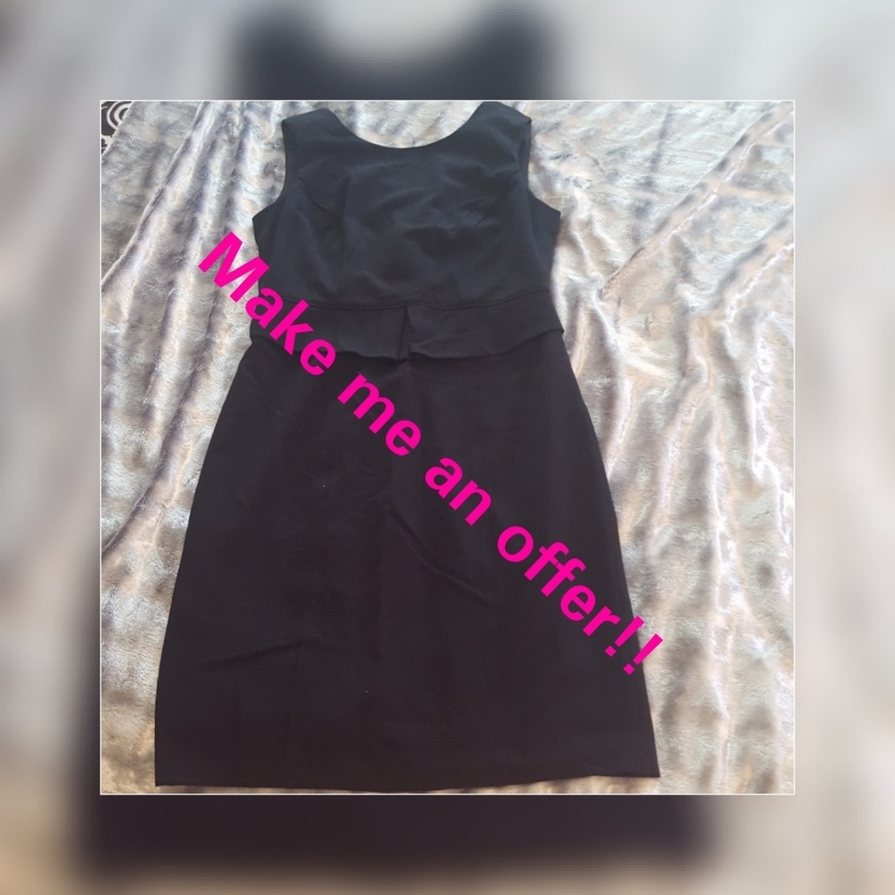 👜 Accepting offers on all professional dress 👜