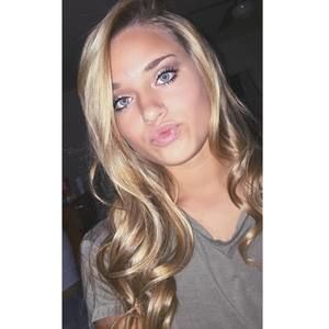 Meet your Posher, Reyna