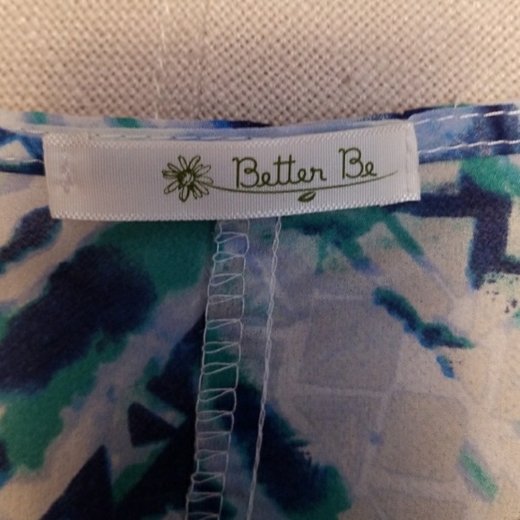 💚🚨GIFTED 🚨 💙SHEER CROP TOP 💙💚 - Picture 4 of 5