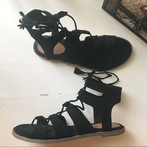black lace up flat sandals