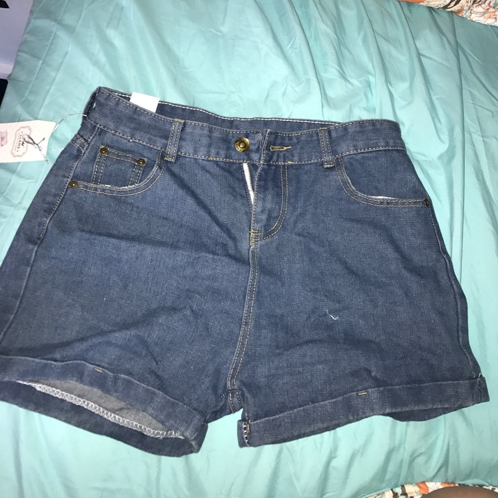 High waisted vintage mom shorts