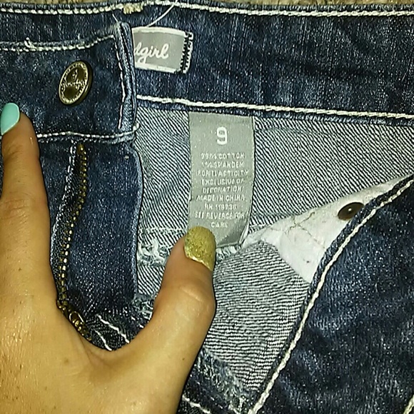 Shorts - Picture 3 of 3