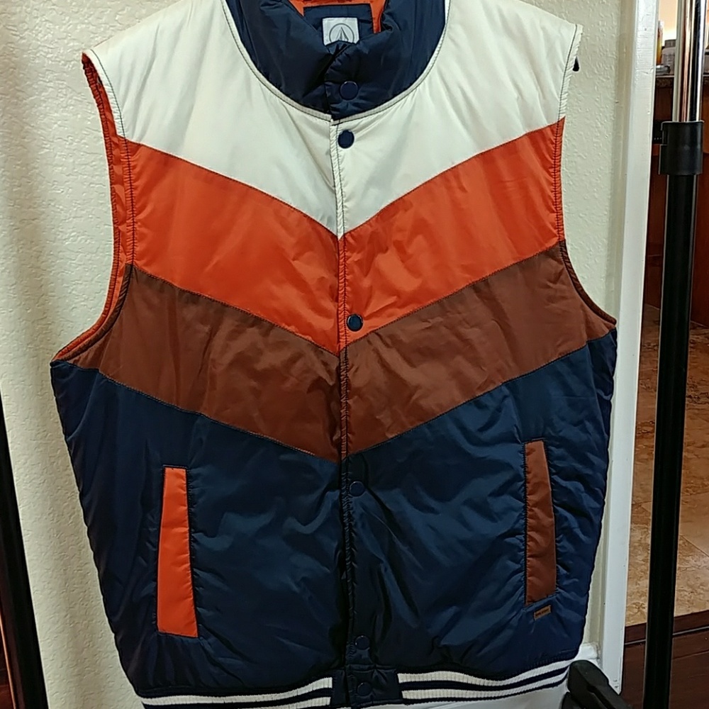 Volcom puffy vest