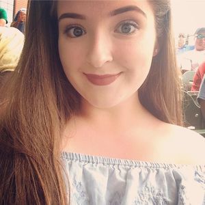 Meet your Posher, Madeline