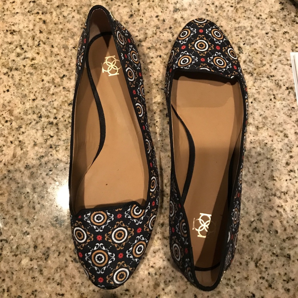 Adorable Ann Taylor Flats