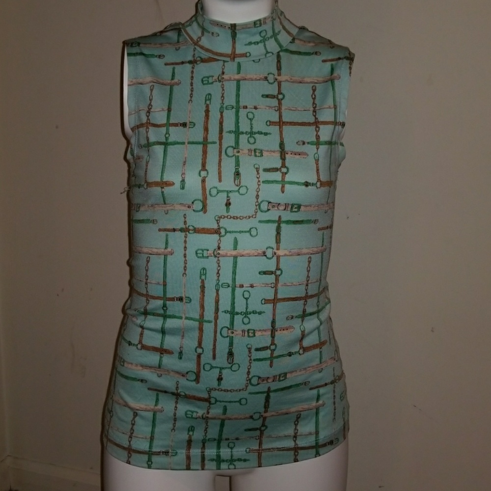 Flattering sleeveless top