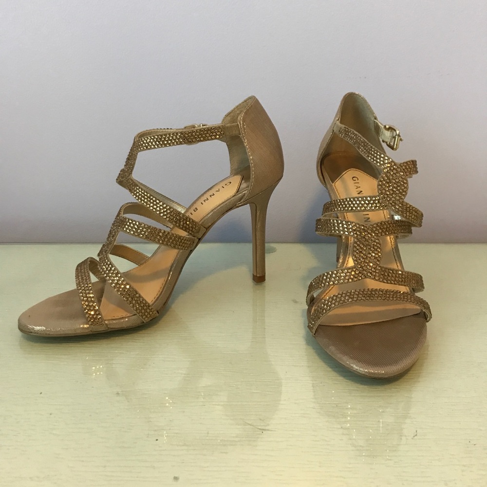 SOLD Gorgeous Gold Heels