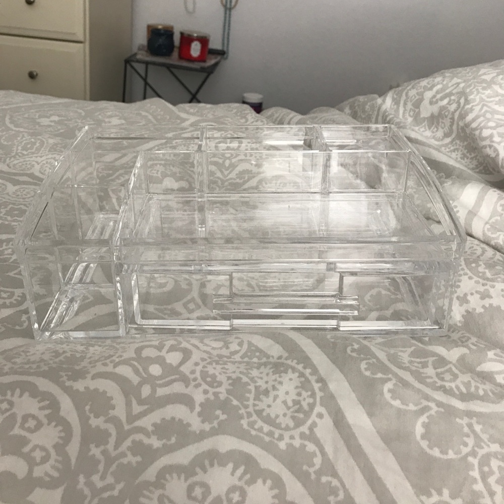 ACRYLIC MAKEUP ORGANIZER - high quality