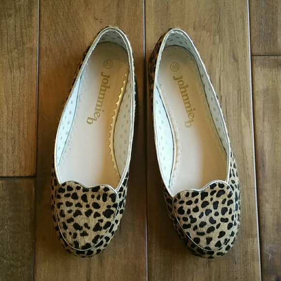 Johnnie b cheetah print ballet flats - Picture 1 of 2