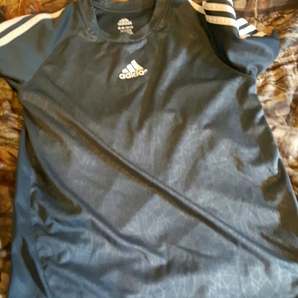 shirts - Picture 2 of 8