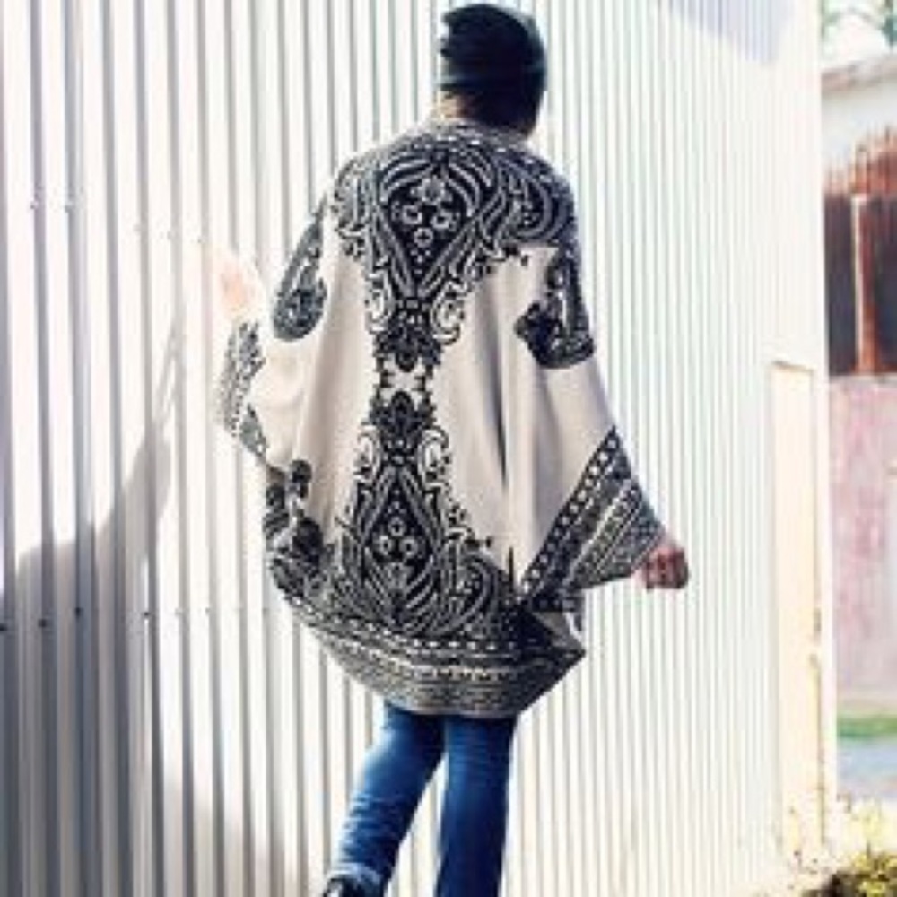 Sweater / cardigan