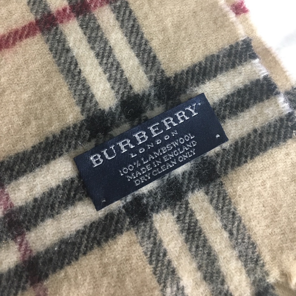 Burberry wool lamb scarf