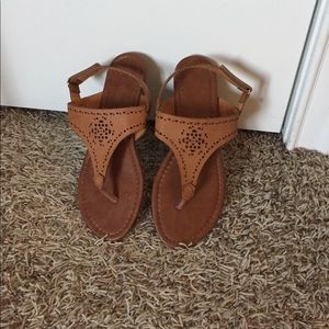 Super cute brown leather sandals